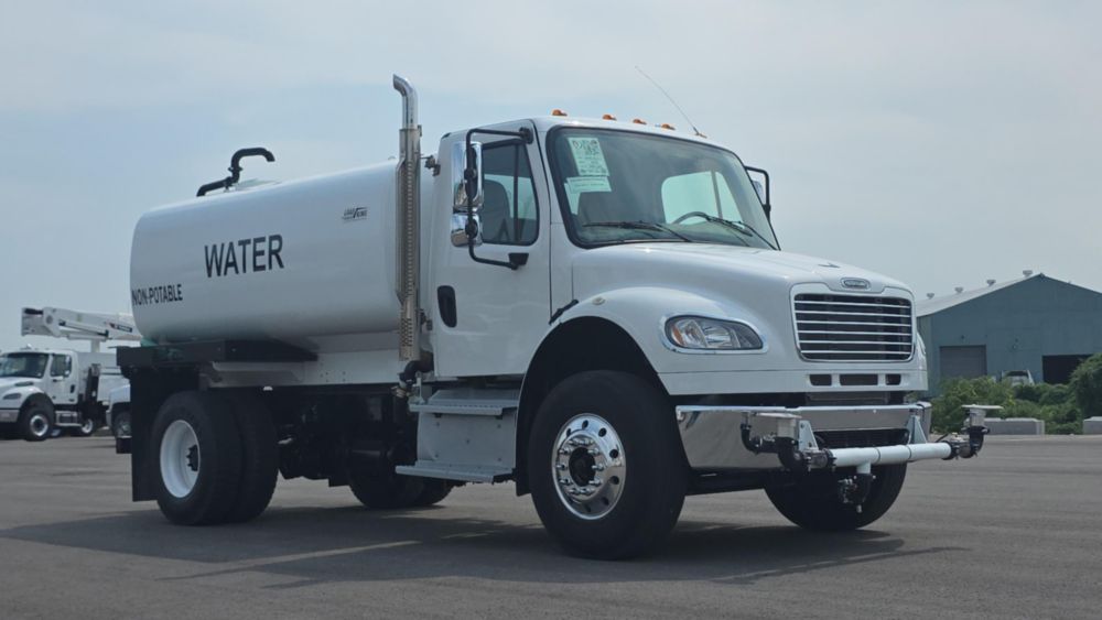 2019 Freightliner M2106 4x2 With A New Load King 2500 Gallon Water Tank