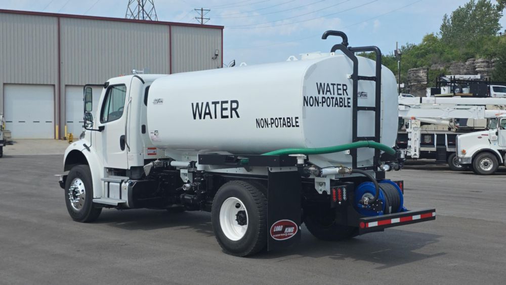 2019 Freightliner M2106 4x2 With A New Load King 2500 Gallon Water Tank
