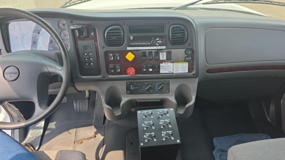 2019 Freightliner M2106 4x2 With A New Load King 2500 Gallon Water Tank