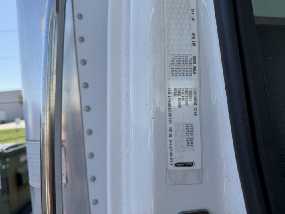 2007 Freightliner M2 Under CDL Box Truck