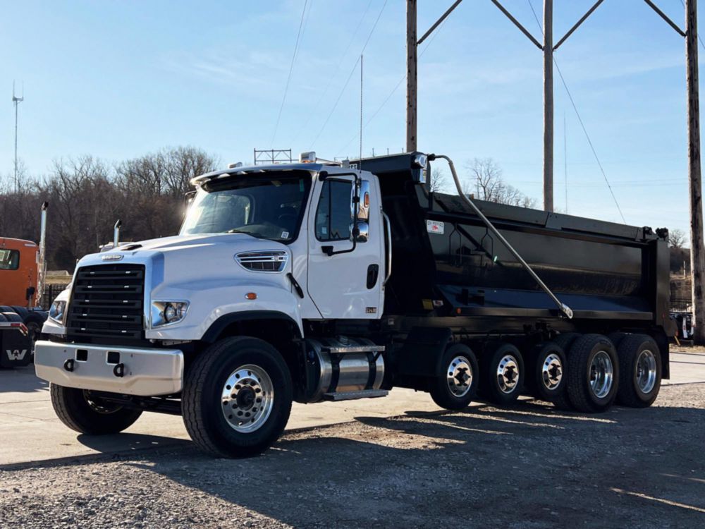 Freightliner 114SD 12x4 OX BODIES OXSP20X483/16DB Dump Truck