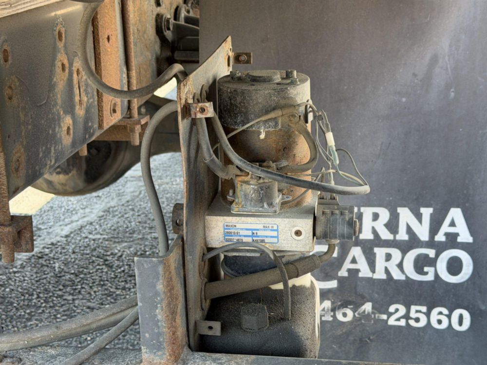 2007 Freightliner M2 Under CDL Box Truck