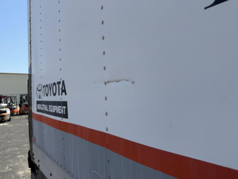 2007 Freightliner M2 Under CDL Box Truck