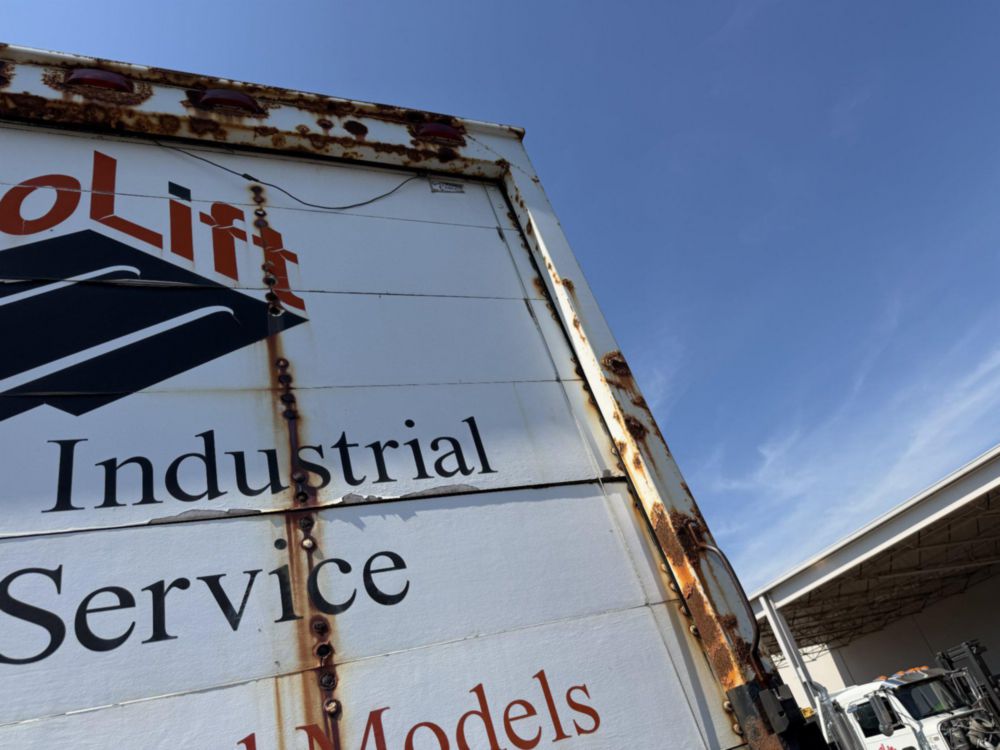 2007 Freightliner M2 Under CDL Box Truck