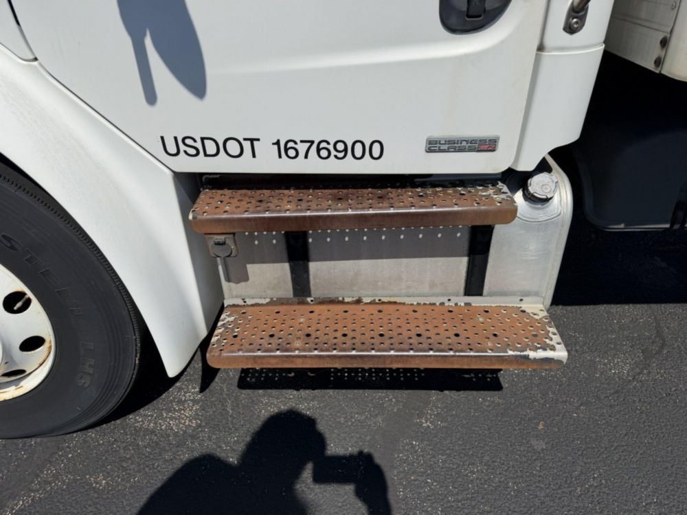 2007 Freightliner M2 Under CDL Box Truck
