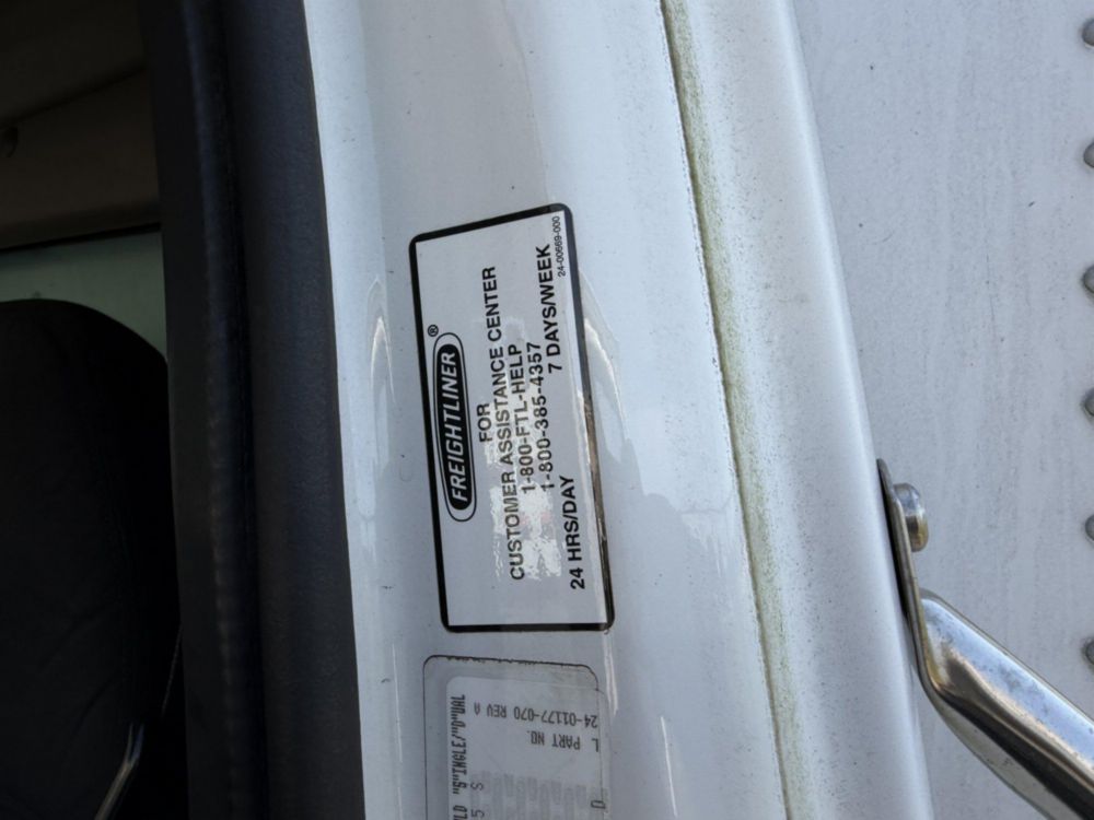 2007 Freightliner M2 Under CDL Box Truck
