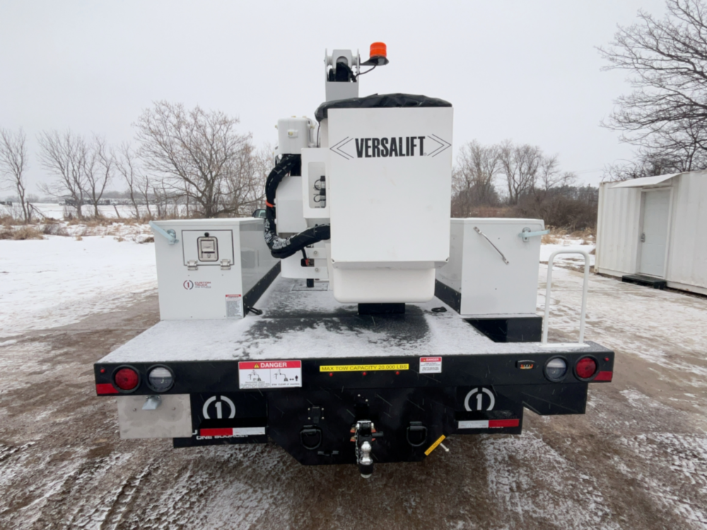 2026 Ford F550 4x4 Versalift SST-40-EIH Bucket Truck