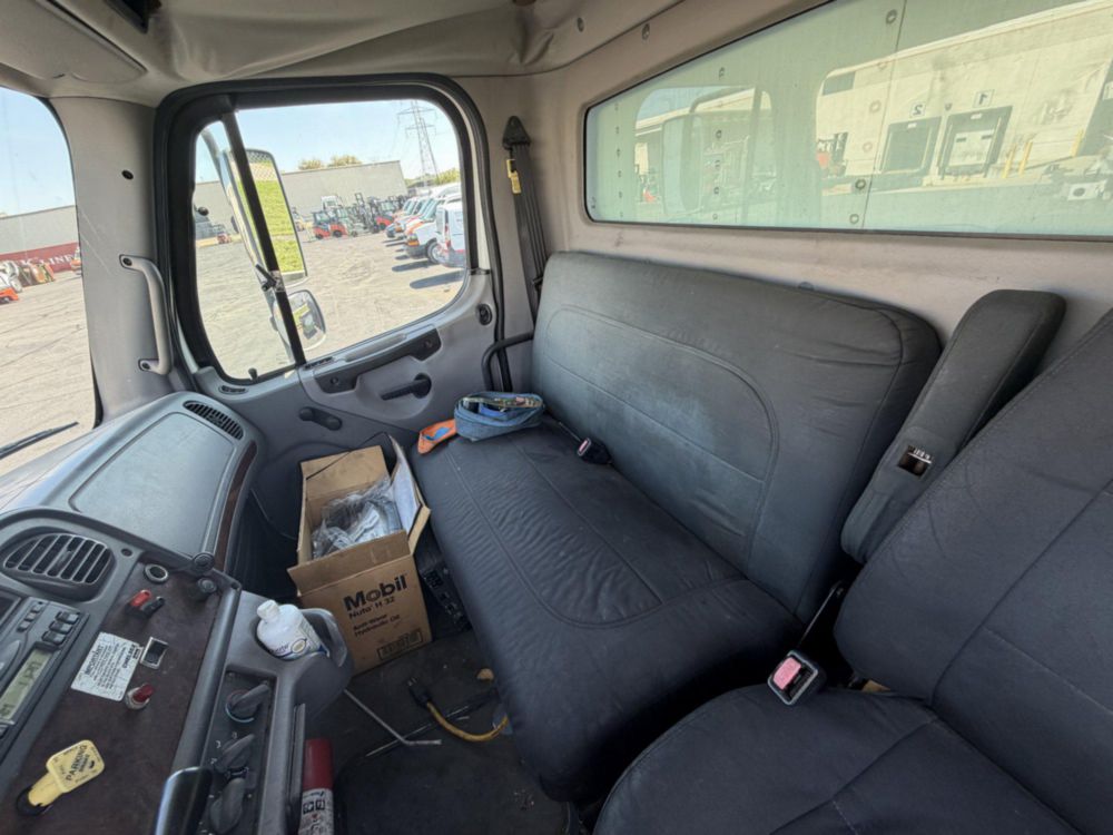 2007 Freightliner M2 Under CDL Box Truck
