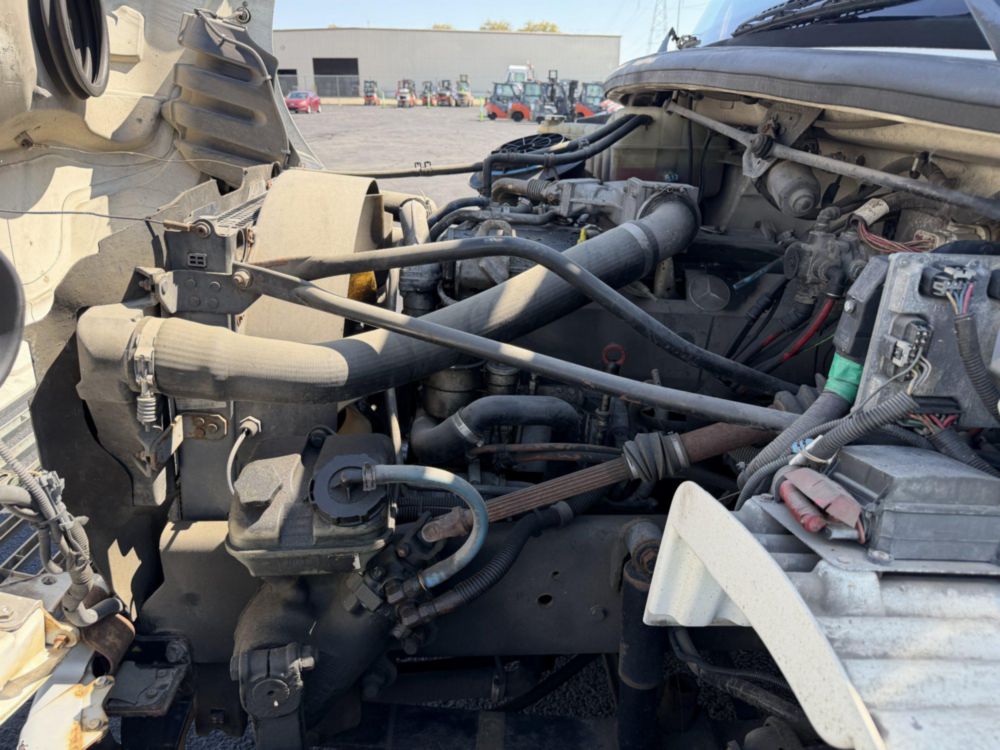 2007 Freightliner M2 Under CDL Box Truck