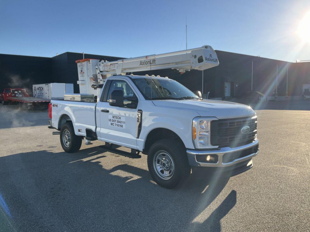 New 2023 Ford F-350 4x4 Axion Lift UR3410i Bucket Truck