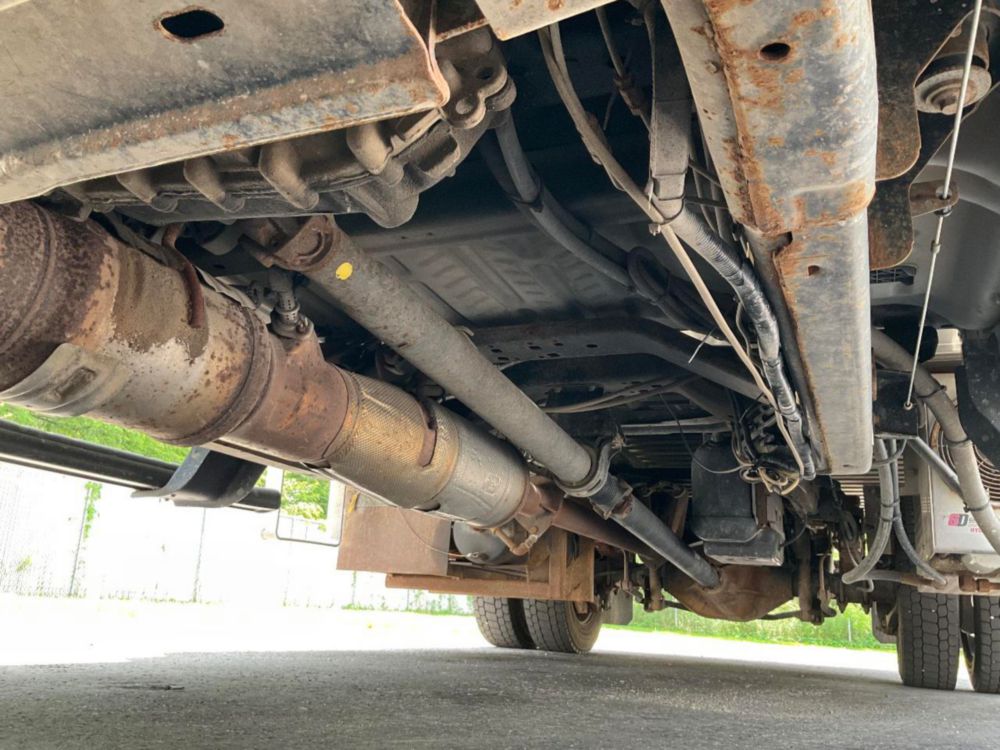 2017 Ford F-550 Crew Cab Flatbed Truck
