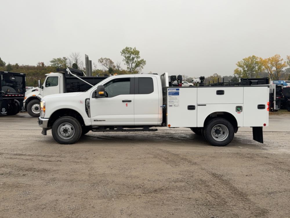 2026 Ford F350 4x4 Service Truck