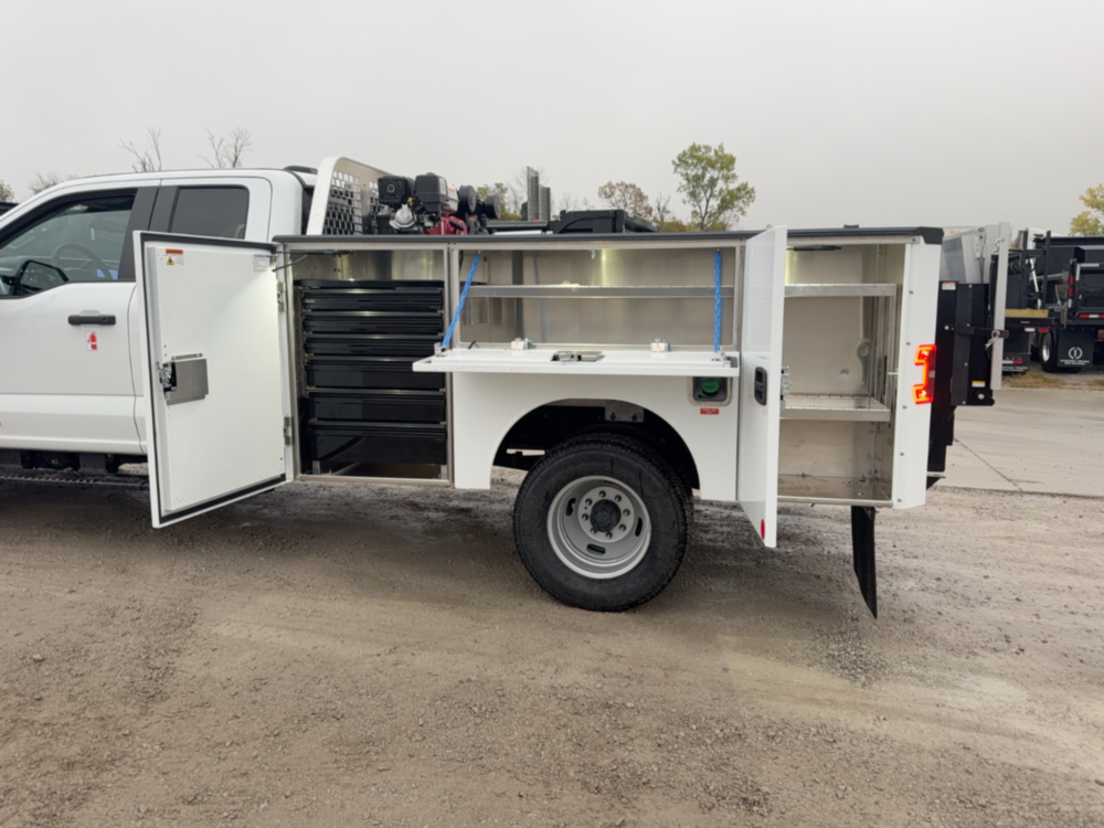 2026 Ford F350 4x4 Service Truck