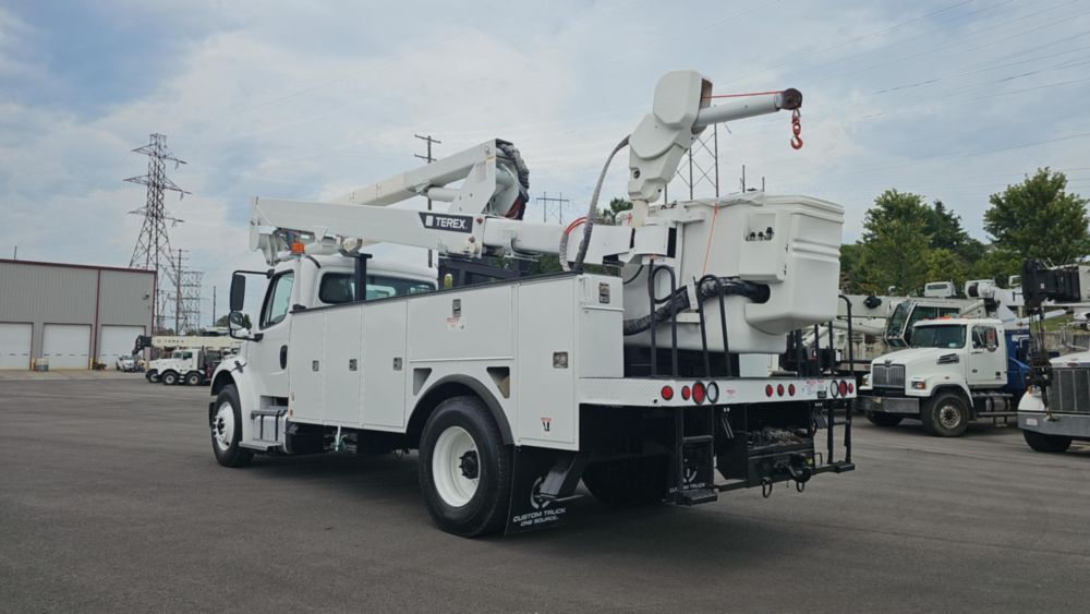2016 Freightliner M2106 4x2 Terex TL55 Bucket Truck
