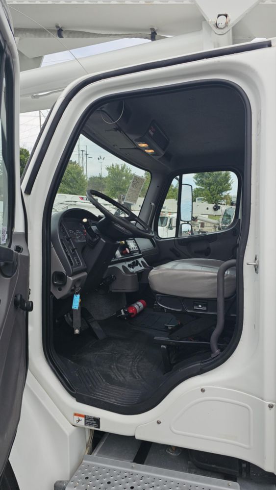 2016 Freightliner M2106 4x2 Terex TL55 Bucket Truck