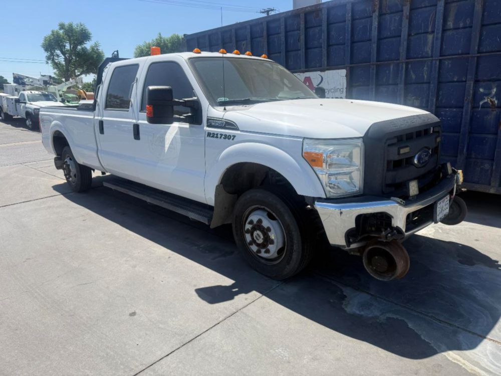 2016 Ford F-350 Crew Cab "Rail Gear Equipped" Pickup Truck