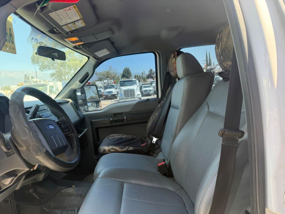 2016 Ford F-350 Crew Cab "Rail Gear Equipped" Pickup Truck