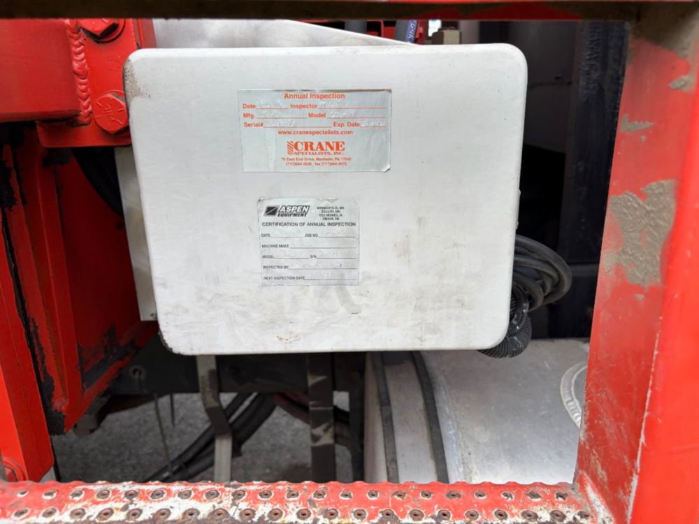 2016 Quad Serco 230 Grapple Truck