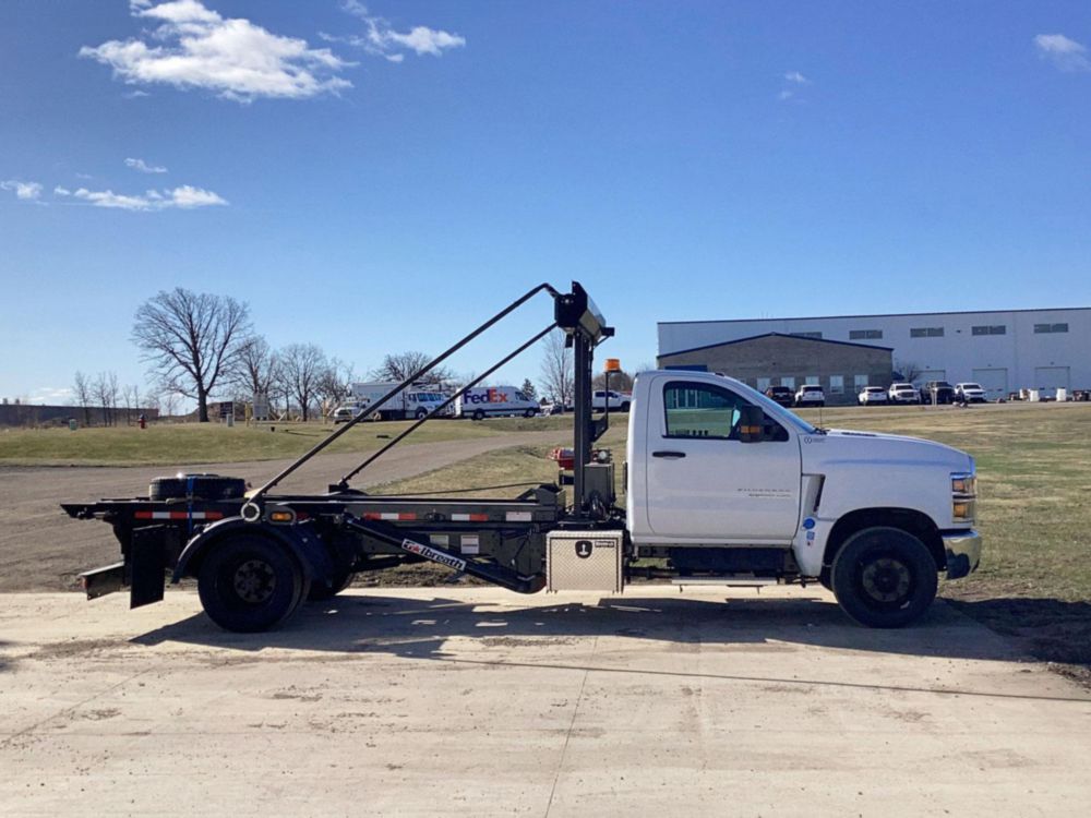 2023 Chevrolet 6500 4x2 Galbreath WT-1216X Roll-Off Truck