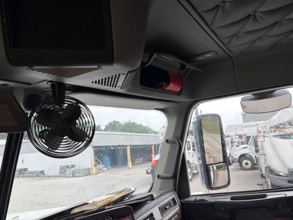 2016 Quad Serco 230 Grapple Truck