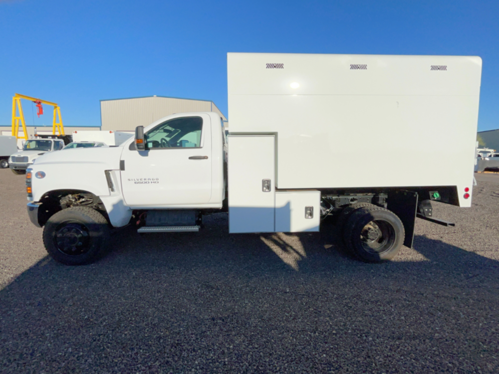 2023 Chevrolet 6500 4x4 Arbortech 11x66 Chip Truck