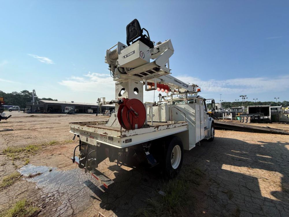 Terex Commander 4047 Digger Derrick on 2016 Freightliner M2106 4x2