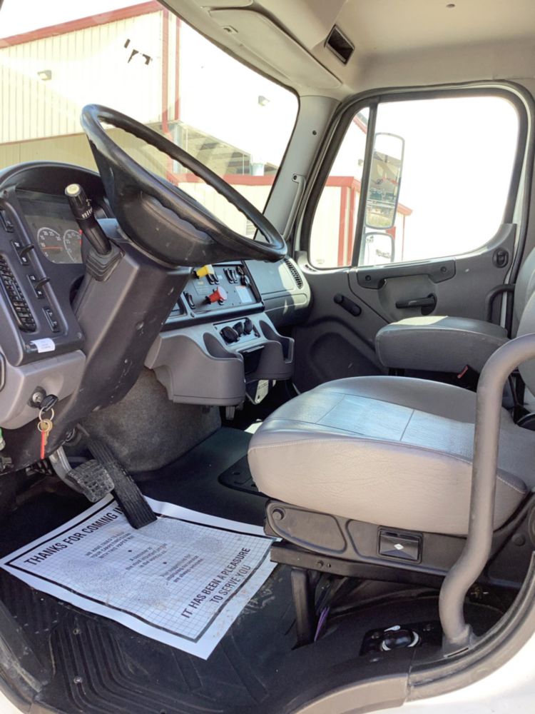 2019 Freightliner M2106 4x4 Terex C4047 Digger Derrick