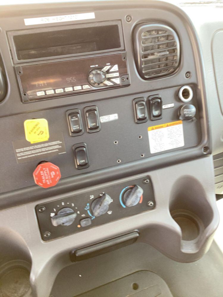 2019 Freightliner M2106 4x4 Terex C4047 Digger Derrick