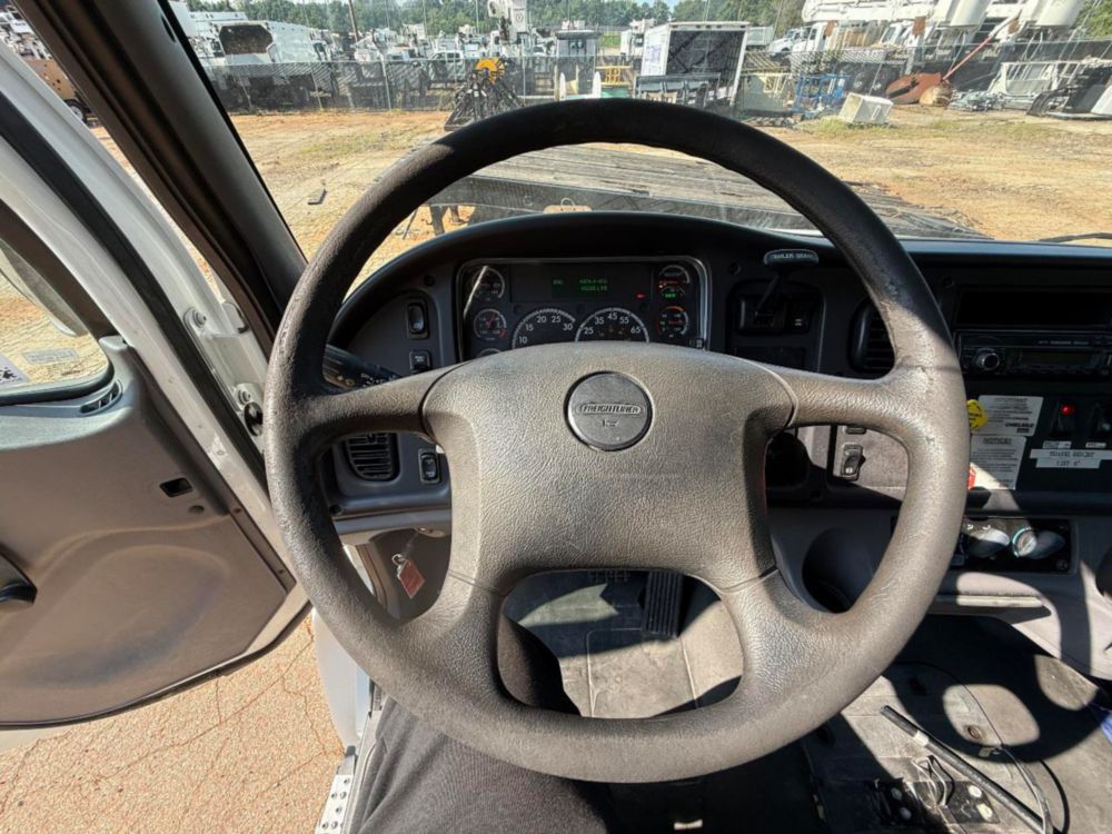 Terex Commander 4047 Digger Derrick on 2016 Freightliner M2106 4x2