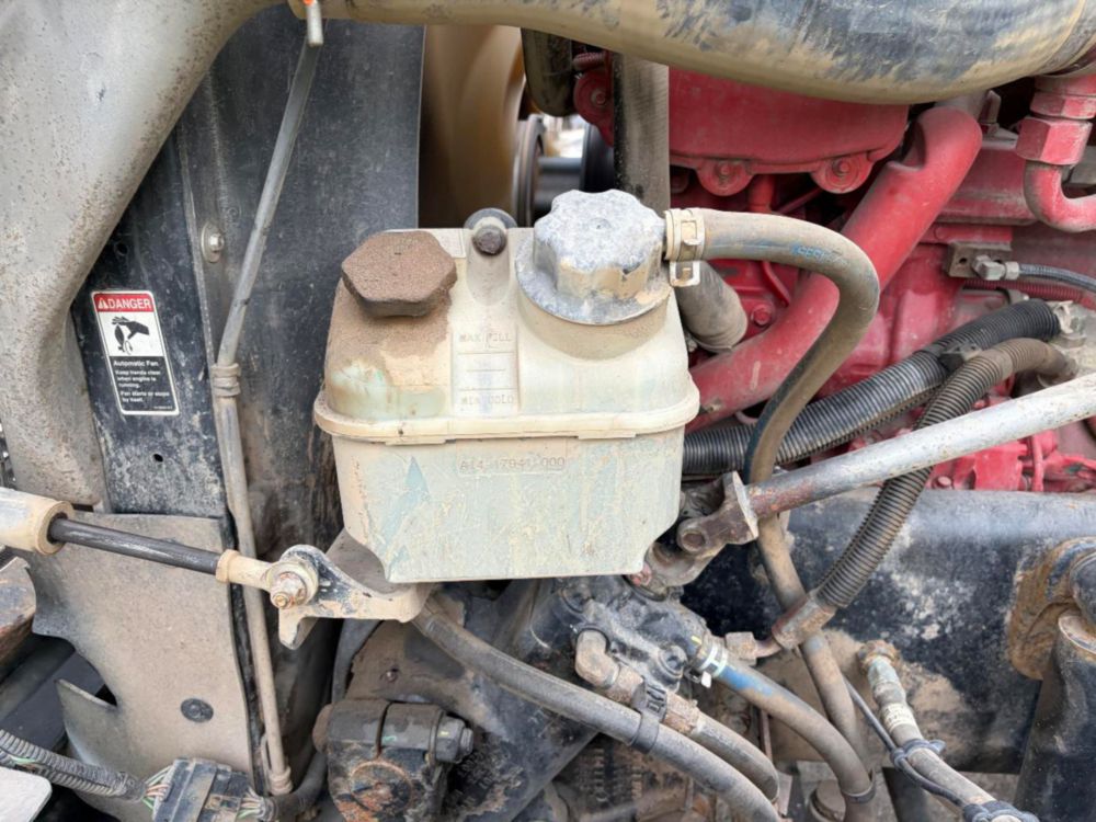2016 Quad Serco 230 Grapple Truck