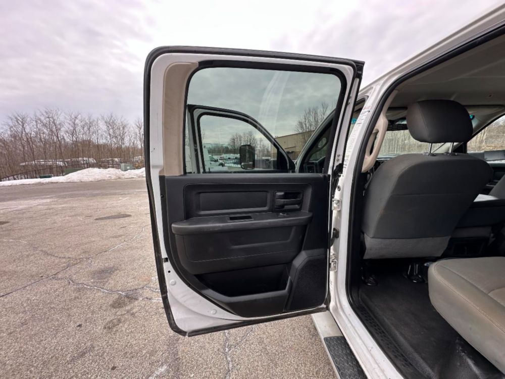 2018 Dodge 5500 Diesel 4x4 Crew Cab "Rail Gear Equipped Service Truck