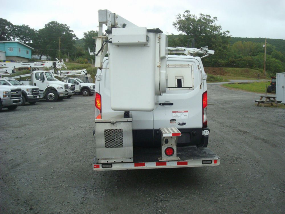2019 Ford T-350 Versalift Vantel-29-NE Bucket Truck