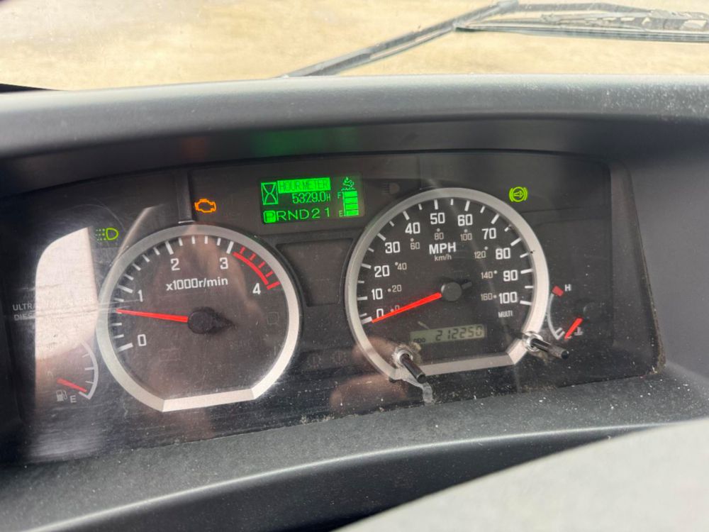 2016 Isuzu NPR-HD 4x2 Box Truck