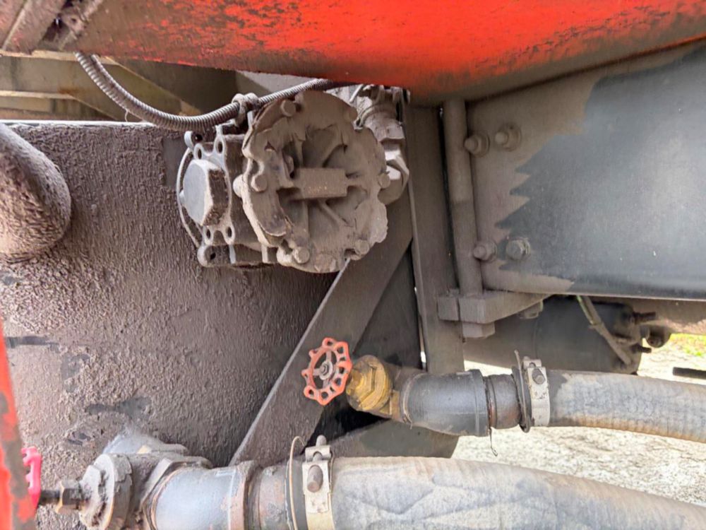 2016 Quad Serco 230 Grapple Truck