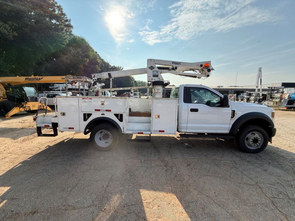 Versalift STP-36-NE Cable Placer on 2019 Ford F550 4x2