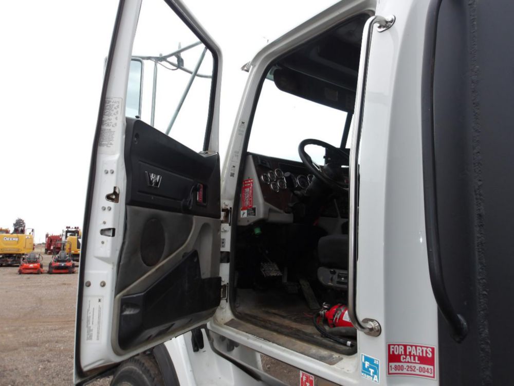 2019 Westernstar 4700 SB Rotobec Elite 910 Tandem Grapple Truck