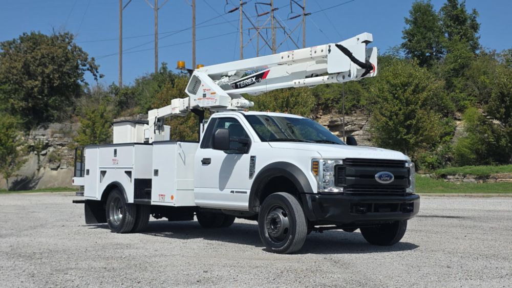 2019 Ford F550 4x4 Terex LT40 Bucket Truck