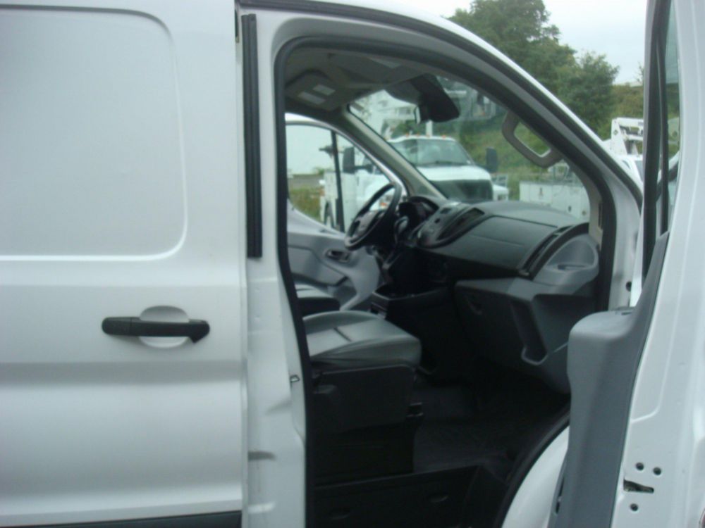 2019 Ford T-350 Versalift Vantel-29-NE Bucket Truck