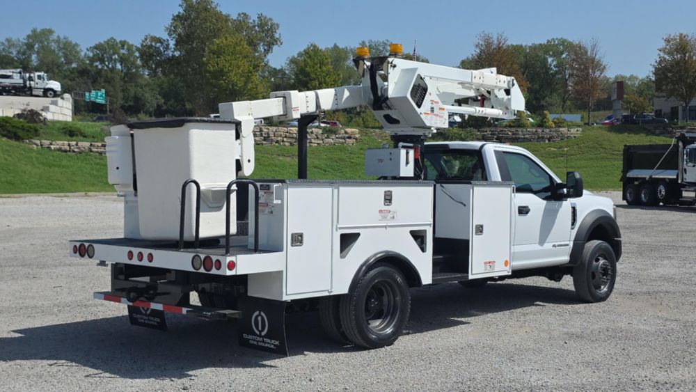 2019 Ford F550 4x4 Terex LT40 Bucket Truck