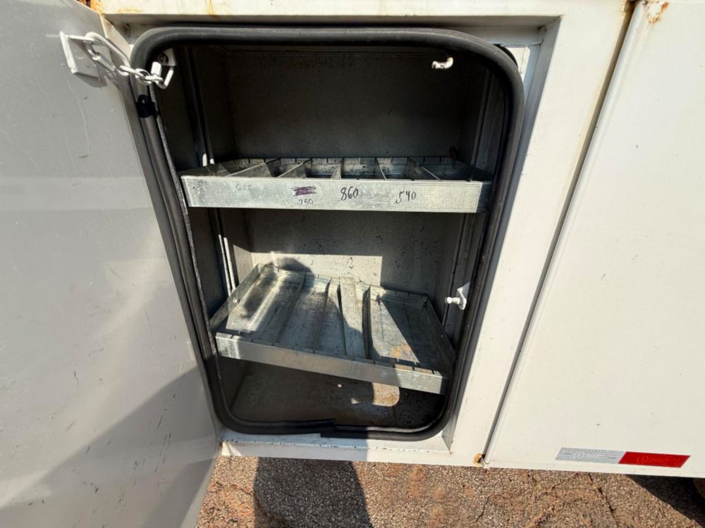 Versalift STP-36-NE Cable Placer on 2019 Ford F550 4x2