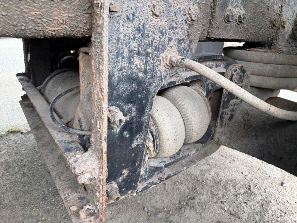 2016 Quad Serco 230 Grapple Truck