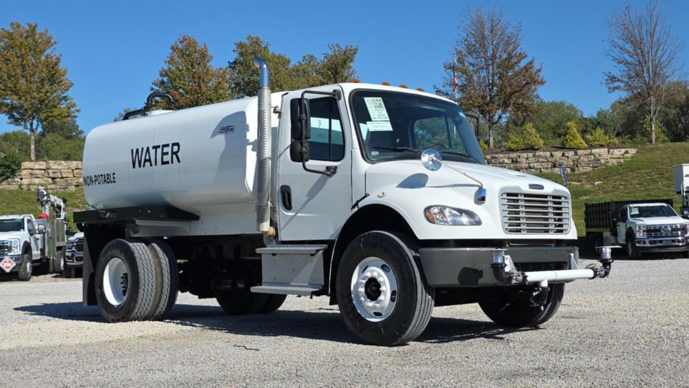 2019 Freightliner M2106 4x2 Load King 2500 Gallon Water Truck