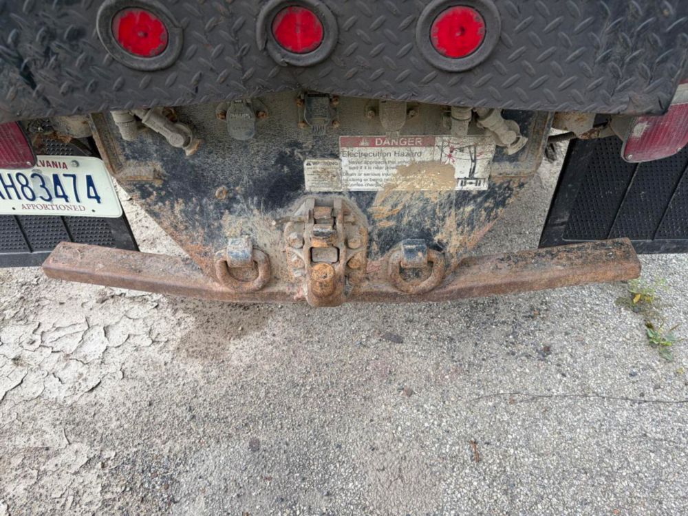 2016 Quad Serco 230 Grapple Truck