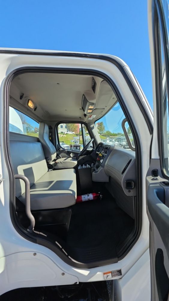 2019 Freightliner M2106 4x2 Load King 2500 Gallon Water Truck