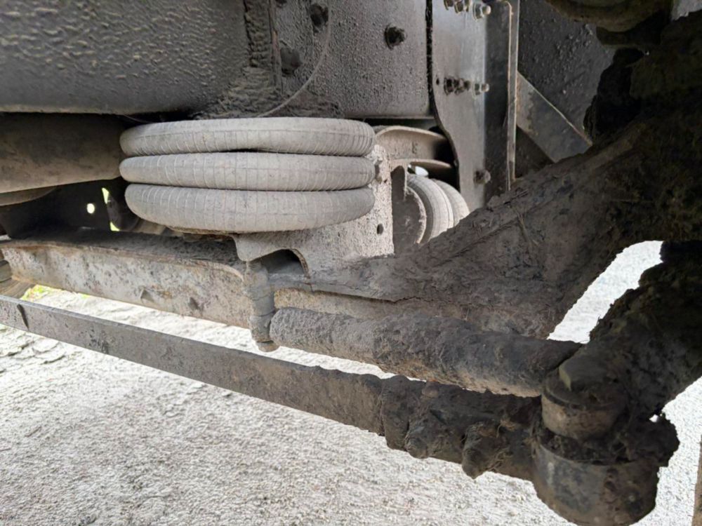 2016 Quad Serco 230 Grapple Truck