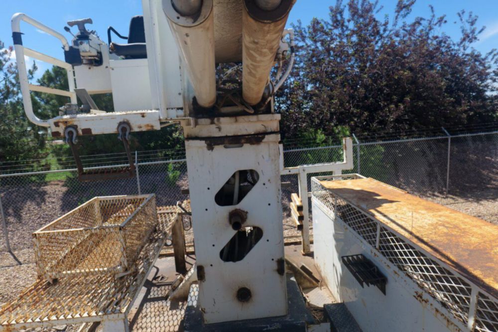 PROD TEST UNIT - NOT FOR SALE! - 2018 Versalift VST-7500-I-E108, 108 Ft. Bucket Truck