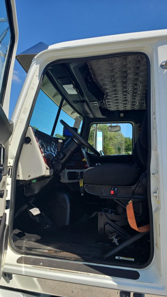 2014 Western Star 4700SB 6x4 Rotobec ELITE MT26 Hi-Rail Grapple Truck