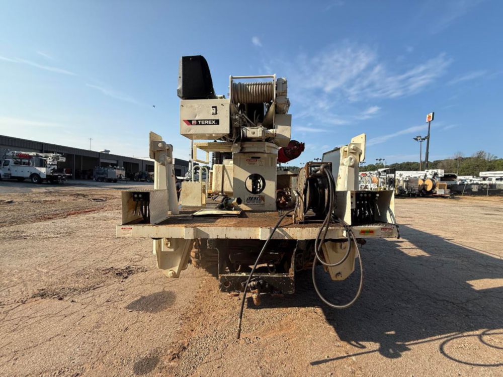 Terex Commander 4047 Track Digger Derrick on 2010 Prinoth GT1600 Track