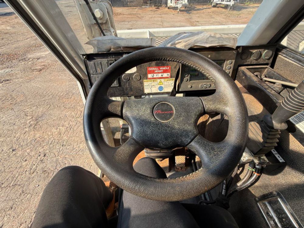 Terex Commander 4047 Track Digger Derrick on 2010 Prinoth GT1600 Track