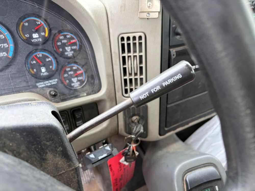 2016 Single Altec AA55 Bucket Truck